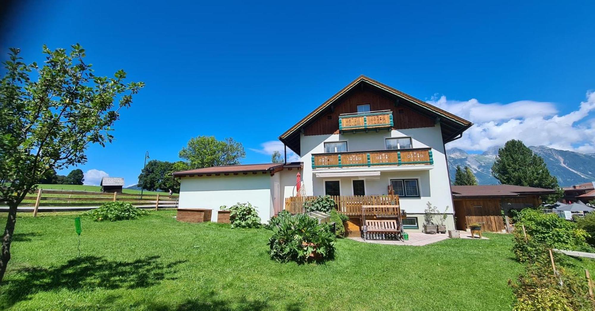 Haus Hubertusheim Apartment Schladming Exterior photo